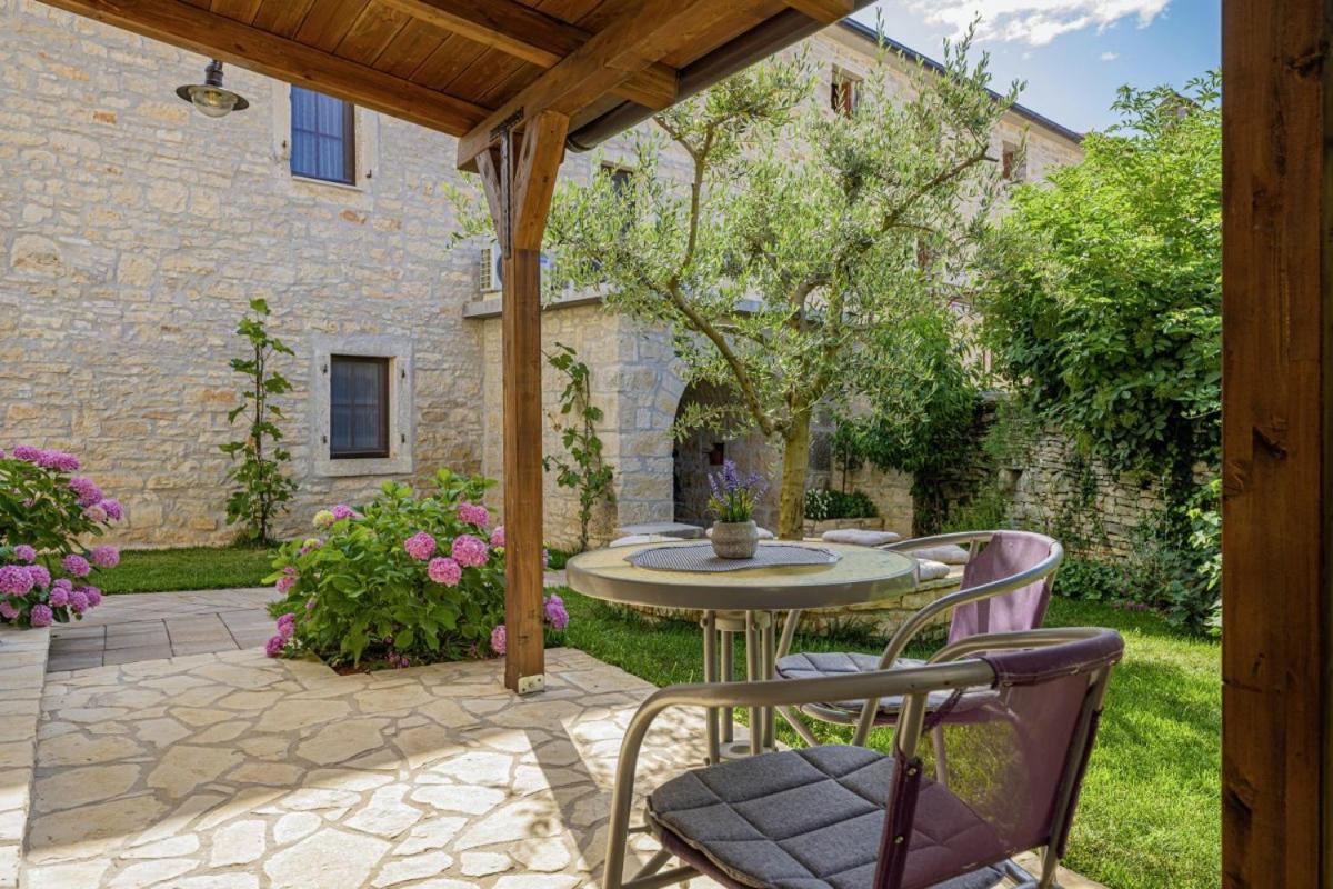 Villa Olea In Barat - Haus Fuer 6-8 Personen カンファナル エクステリア 写真